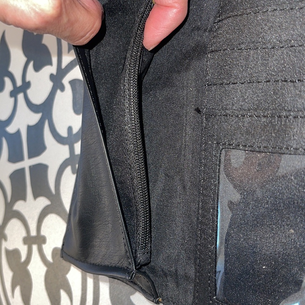 Wallet - Picture 4 of 5